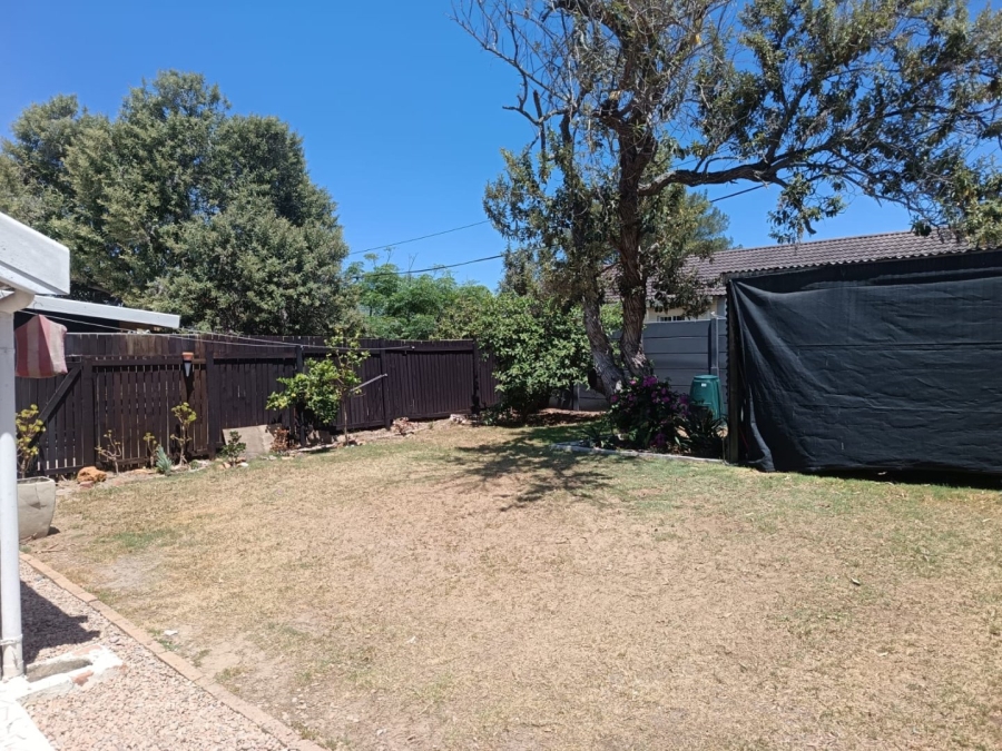 2 Bedroom Property for Sale in Kleinkrantz Western Cape